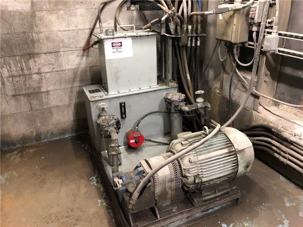 Allis Chalmers 42 X 65 Mk-i Superior Gyratory Crusher)